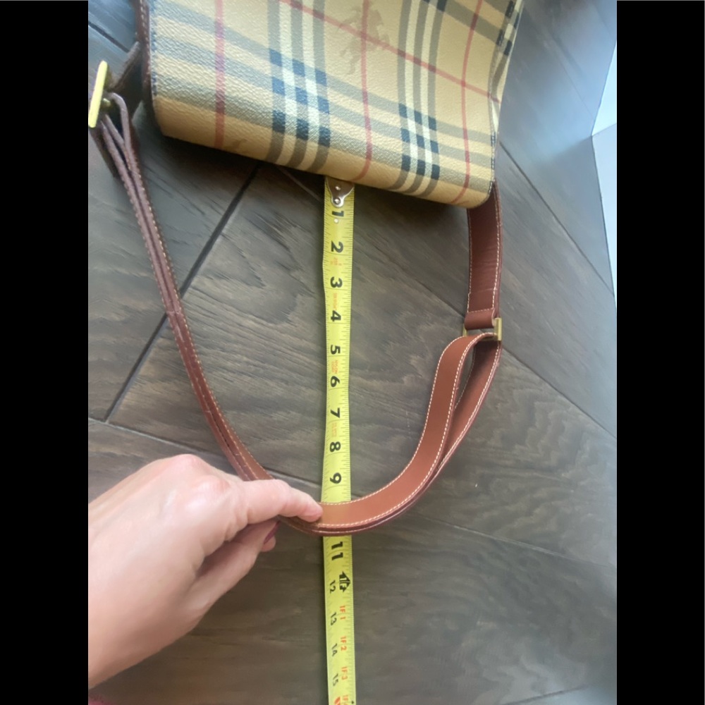 AUTHENTIC BURBERRY HAYMARKET PRINT SHOULDER HANDBAG - Picture 10 of 16